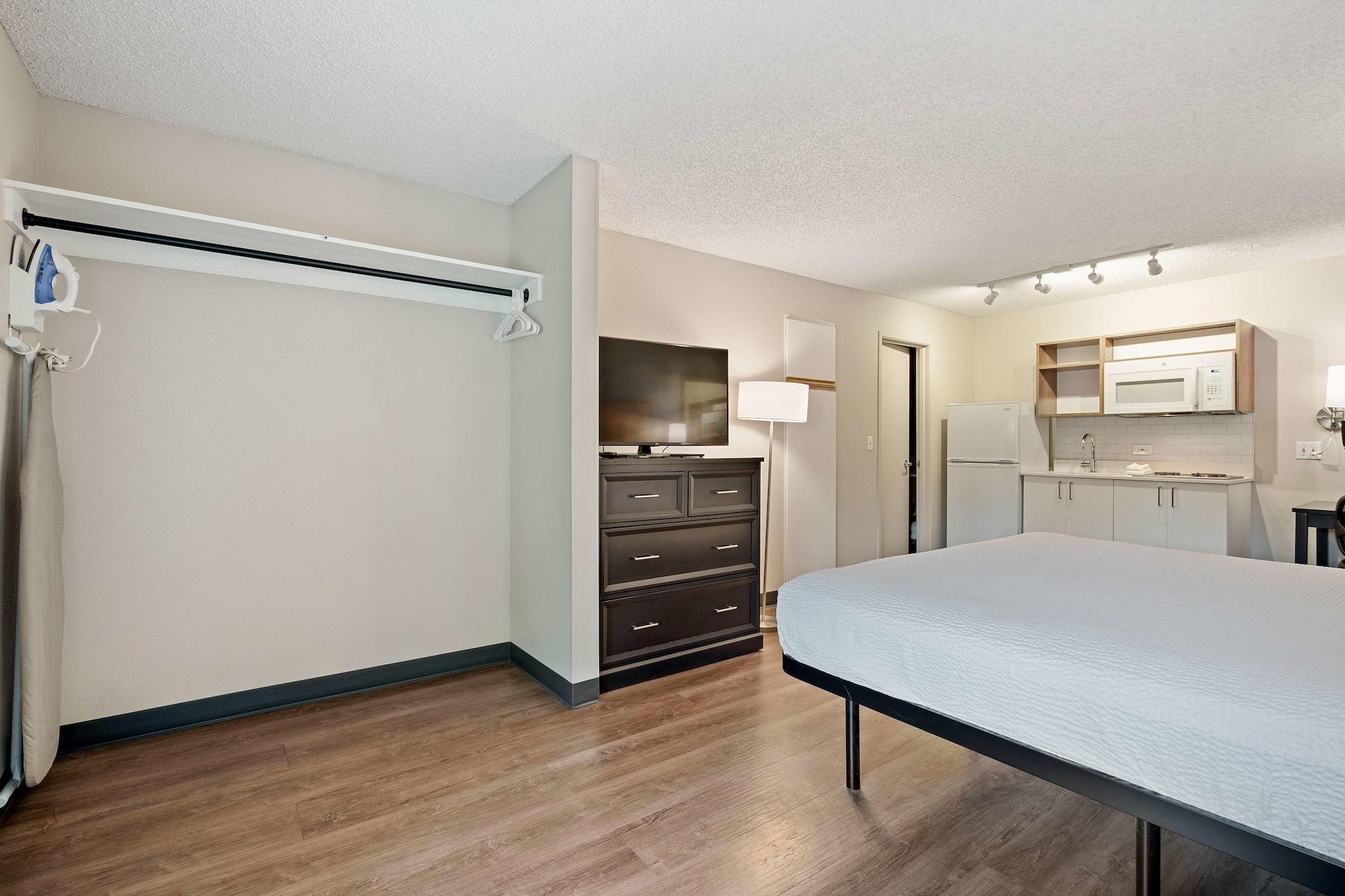 Extended Stay America Suites - Seattle - Redmond Белвю Екстериор снимка