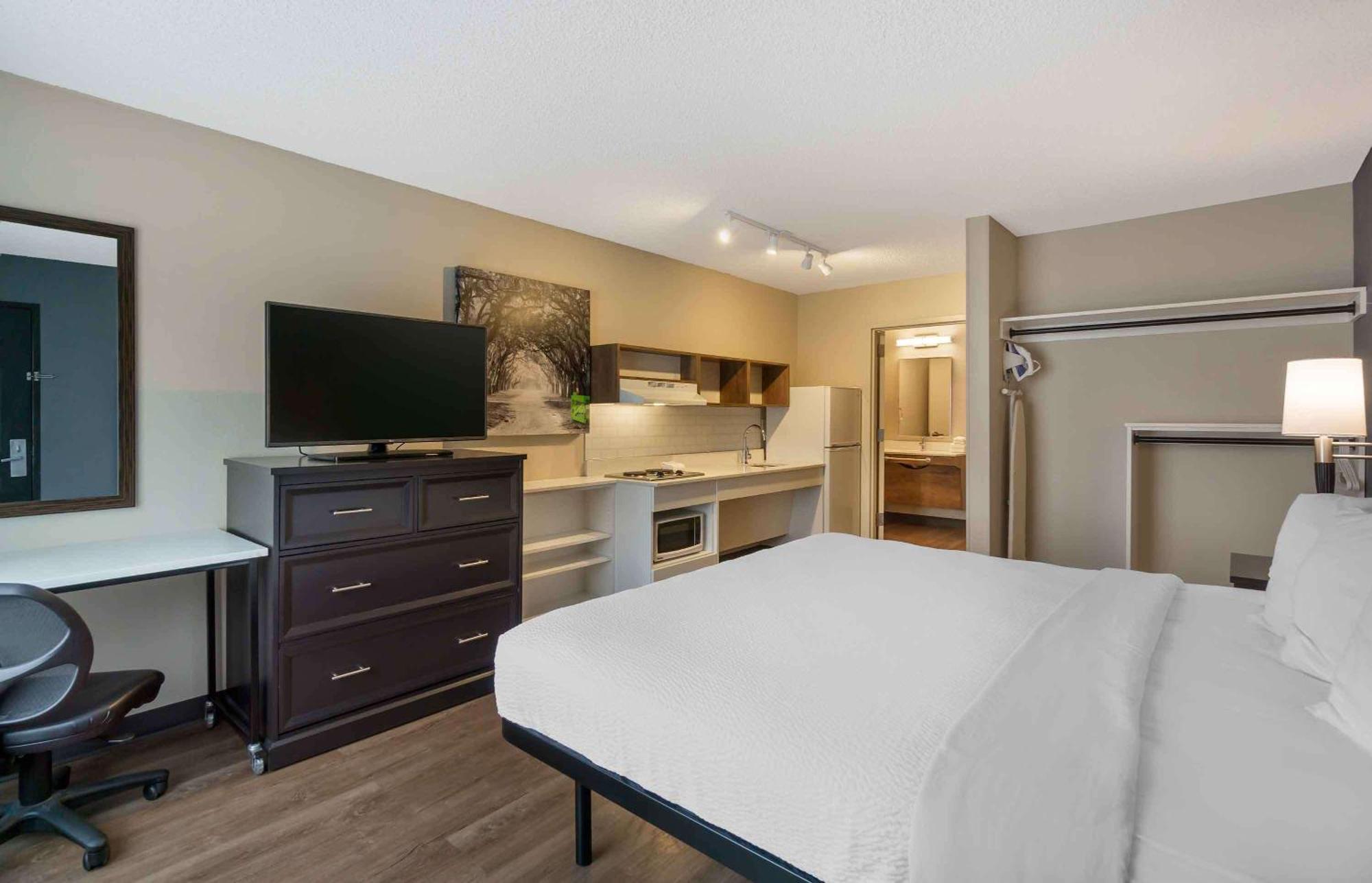 Extended Stay America Suites - Seattle - Redmond Белвю Екстериор снимка