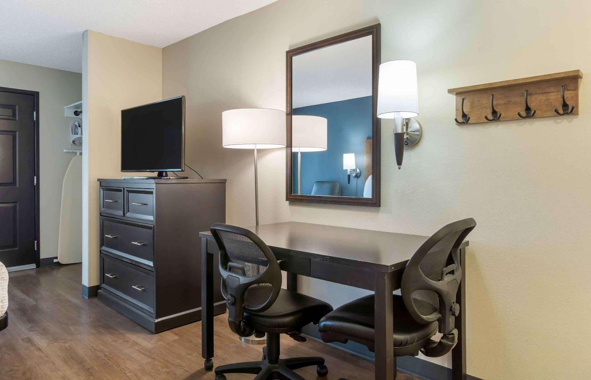 Extended Stay America Suites - Seattle - Redmond Белвю Екстериор снимка